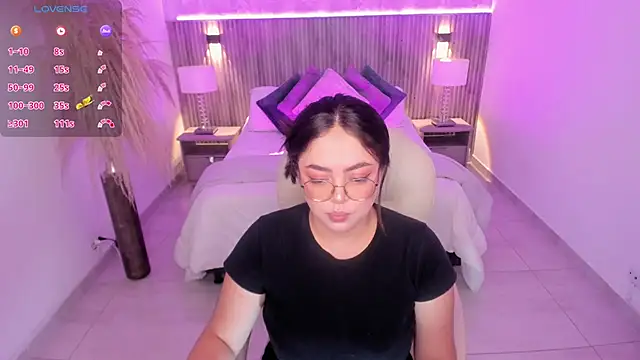 emmy walker online show from October 20, 11:02 am