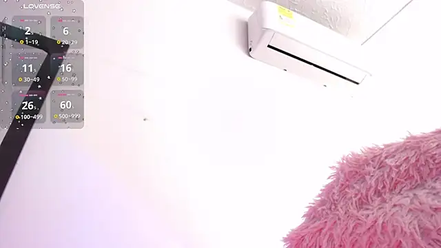 BeckyAnders online show from November 29, 6:01 pm