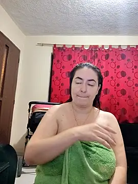 rosahills online show from November 18, 7:09 am