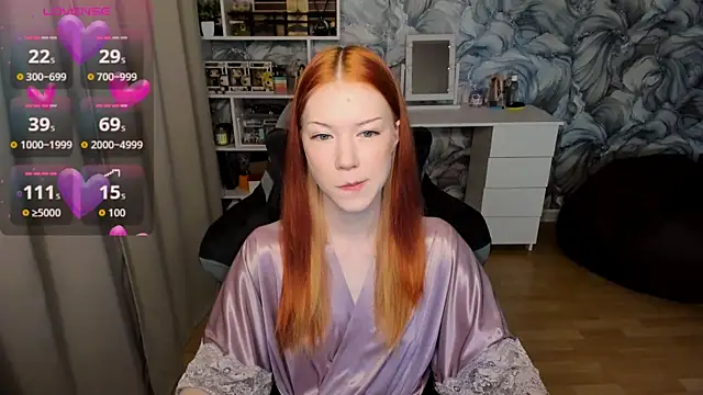 litl Mia online show from November 10, 4:24 pm