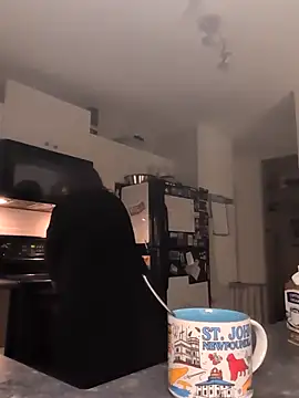 Canadian BBW online show from December 14, 3:07 pm