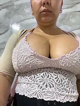 maymercy online show from November 27, 4:32 pm