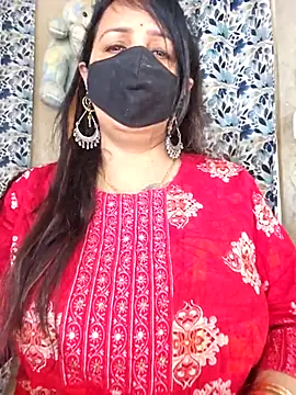 cute-tanvi online show from April 11, 1:55 am