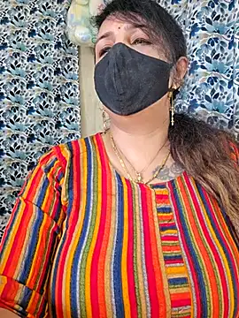 cute-tanvi online show from September 12, 2:01 am