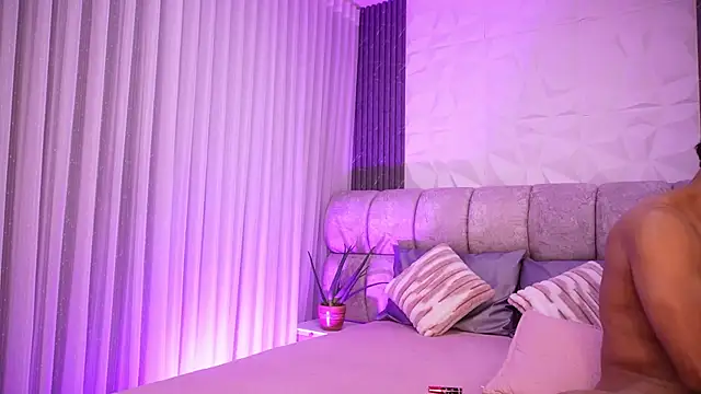 rousse coup online show from January 13, 7:18 pm