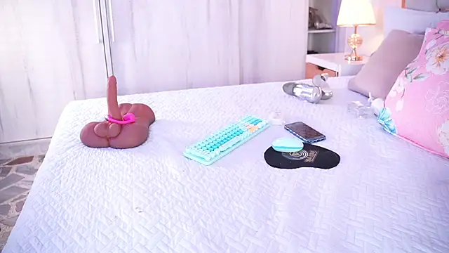 elena mature online show from September 26, 8:06 pm