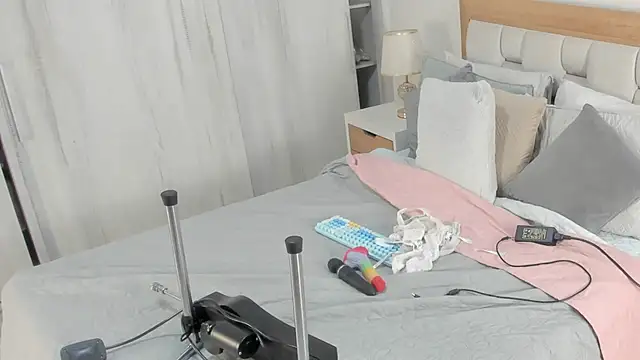 elena mature online show from September 28, 8:25 pm