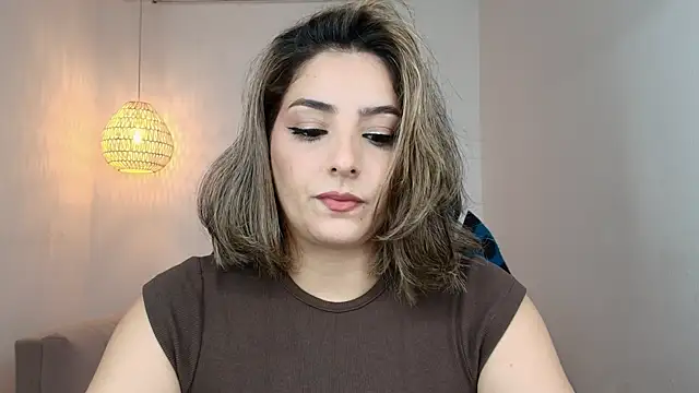YummyAnna  online show from July 15, 7:18 pm