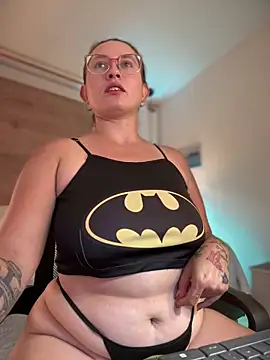 halaaa 1 online show from October 28, 7:19 pm