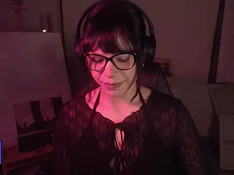 alien  show online show from April 18, 4:37 am