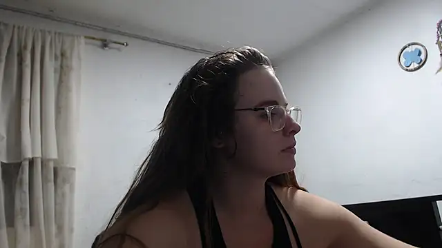 Snapshot of HellenMiyer1111 chatting on September 29, 5:51 pm HellenMiyer1111 online show from September 29, 5:51 pm