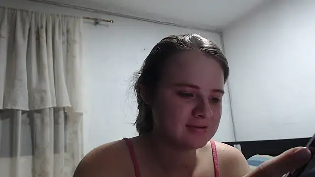 Snapshot of HellenMiyer1111 chatting on October 3, 2:55 pm HellenMiyer1111 online show from October 3, 2:55 pm