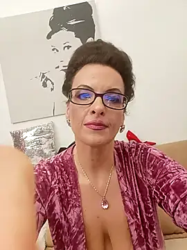 RebeccaNoble online show from February 22, 7:31 am