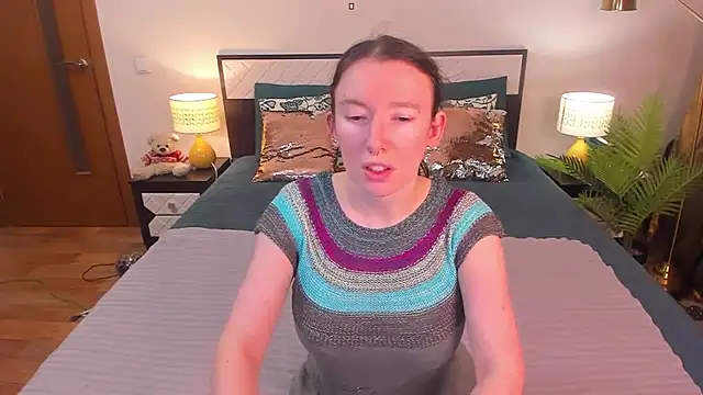 CatherineWalls online show from April 7, 5:31 am