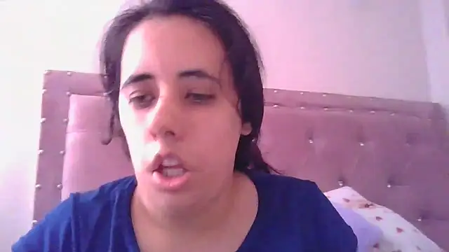 Snapshot of annarose19 chatting on September 19, 9:36 pm annarose19 online show from September 19, 9:36 pm