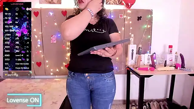 Zaly mature online show from October 31, 1:29 am