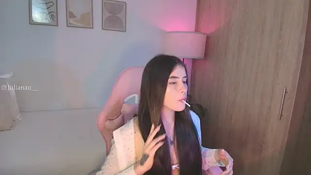 iriswest  online show from September 20, 11:03 pm