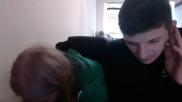 PeterAndJen online show from March 26, 9:33 am