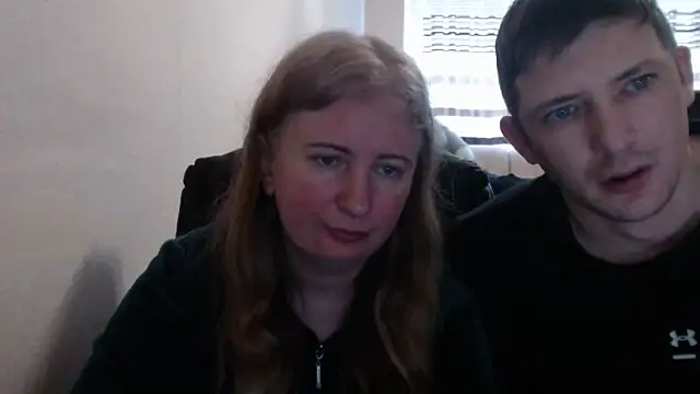 PeterAndJen online show from March 21, 7:13 am