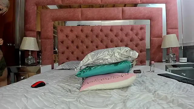 briana wonder69xxx online show from January 7, 5:49 pm