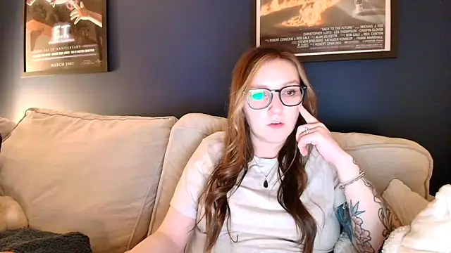 short sweetpea online show from March 5, 6:04 pm