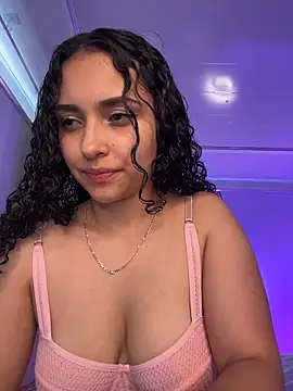 Snapshot of Lucy_Marin chatting on October 7, 9:41 pm Lucy Marin online show from October 7, 9:41 pm