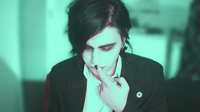 sademobeer online show from April 11, 7:28 pm