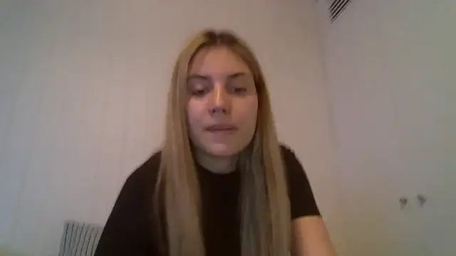 Snapshot of alaanna_new chatting on October 8, 10:47 pm alaanna new online show from October 8, 10:47 pm