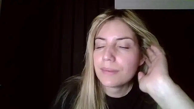 Snapshot of alaanna_new chatting on October 6, 1:11 am alaanna new online show from October 6, 1:11 am