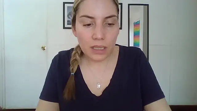 Snapshot of alaanna_new chatting on September 24, 8:19 pm alaanna new online show from September 24, 8:19 pm