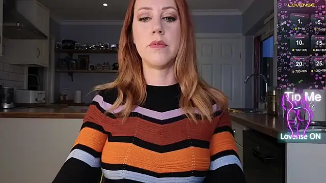 stripmequick online show from February 5, 4:21 pm