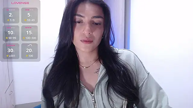 Snapshot of EricaVanderhill chatting on October 1, 8:36 pm EricaVanderhill online show from October 1, 8:36 pm