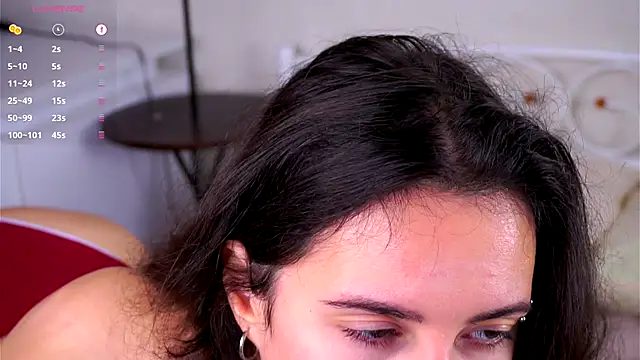 Holla Molly online show from September 28, 6:20 am