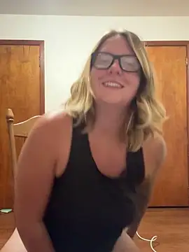 Lizzyloo online show from September 21, 12:53 am