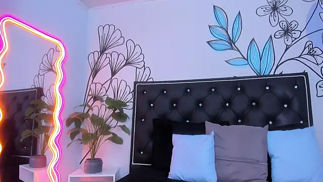 Sweet Ariadna  online show from February 21, 12:17 pm