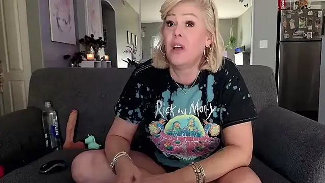 Lexi Shocker online show from January 15, 8:59 pm