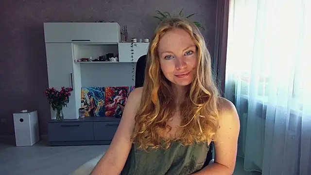 Cuddle Cat online show from September 17, 5:05 am