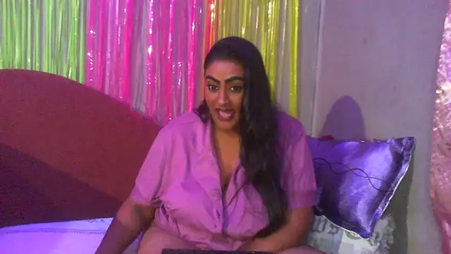 Snapshot of EROTICNAWTY2 chatting on October 6, 12:27 am EROTICNAWTY2 online show from October 6, 12:27 am