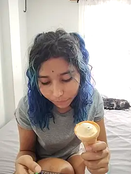 SAT--SU U online show from November 28, 8:12 pm