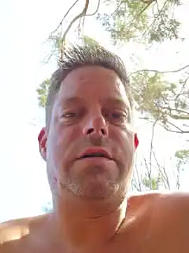 Snapshot of Trucker_Hunter chatting on October 4, 2:22 pm Trucker Hunter online show from October 4, 2:22 pm