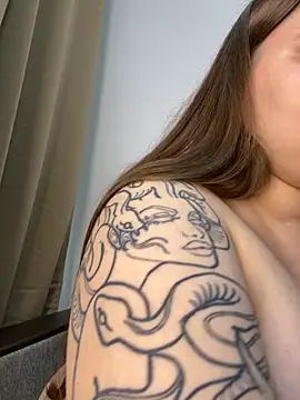 perfect sweety girl online show from October 18, 7:59 pm