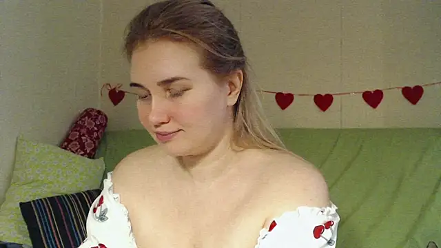 mmmPinUpGirl online show from February 20, 7:54 am