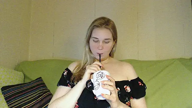 mmmPinUpGirl online show from February 11, 1:09 am