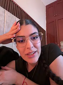  Niah  online show from February 19, 9:13 pm