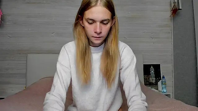 Snapshot of molly_hunt_ chatting on September 14, 3:48 am molly hunt online show from September 14, 3:48 am