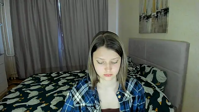 Snapshot of SoniNesti chatting on September 11, 3:01 pm SoniNesti online show from September 11, 3:01 pm