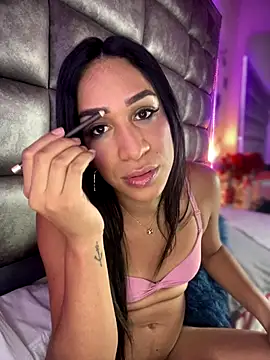 Ashly Miller online show from October 15, 8:33 pm