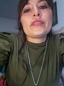 Alexandrasaenz online show from January 7, 12:47 am