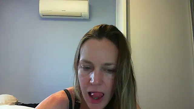 Annylove1 online show from September 21, 6:50 pm