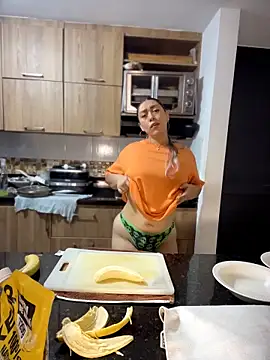 Im sophiie online show from December 14, 11:21 pm